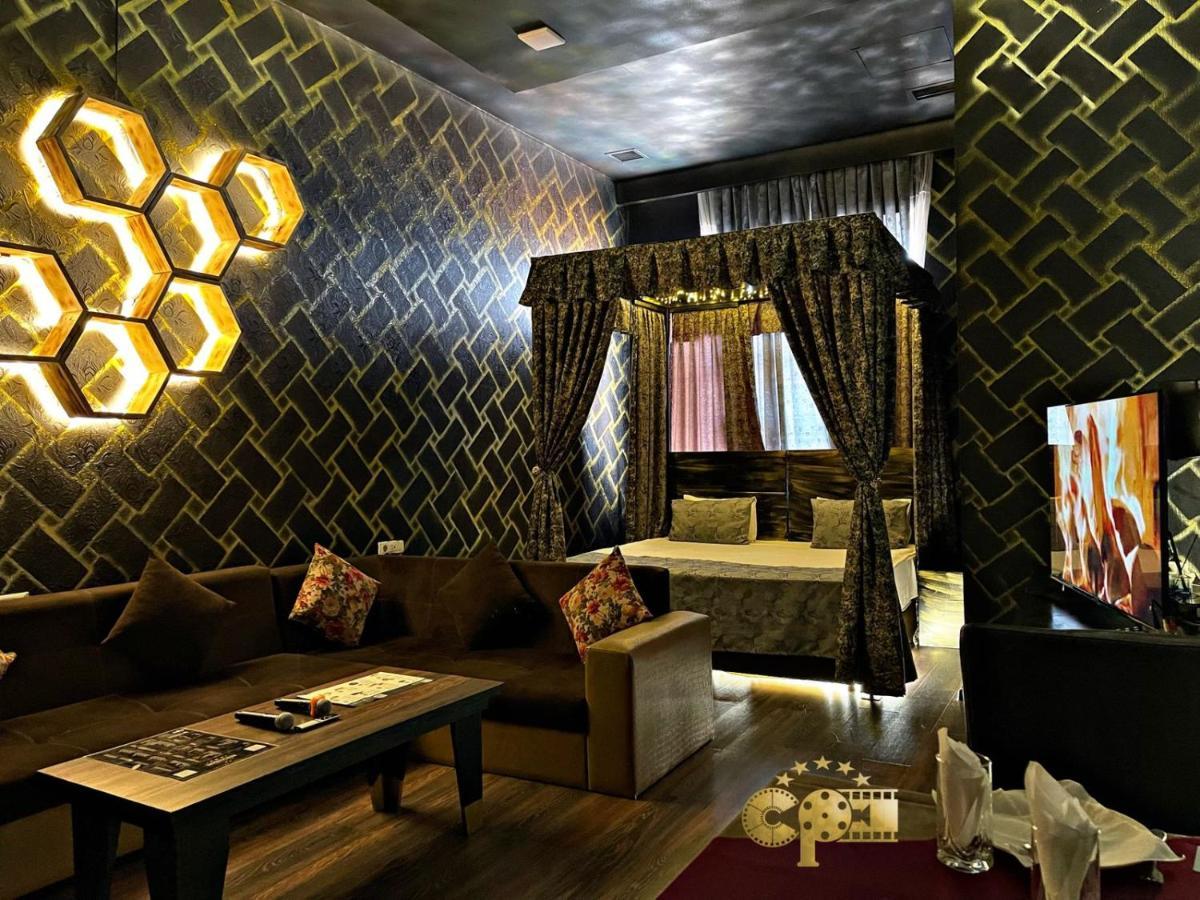 Cinema Plaza Hotel Baku Exteriér fotografie
